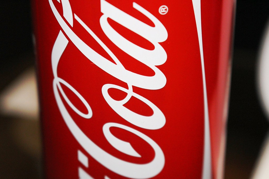 rsz__absolutely_free_photos_original_photos_coca-cola-logo-5184x3456_59430